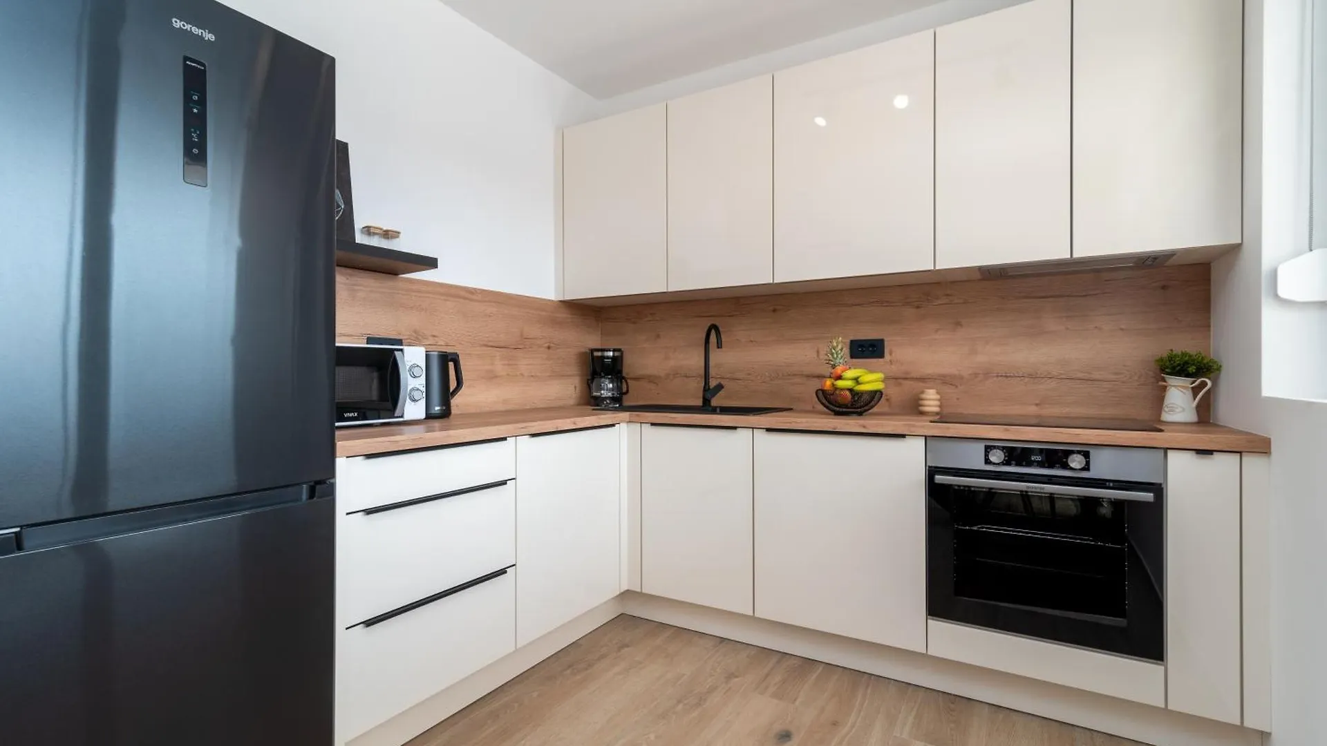 Apartment Terra - Comfort With Garden, Terrace & Parking, Just Minutes To Trogir Town & Beach 0*,
