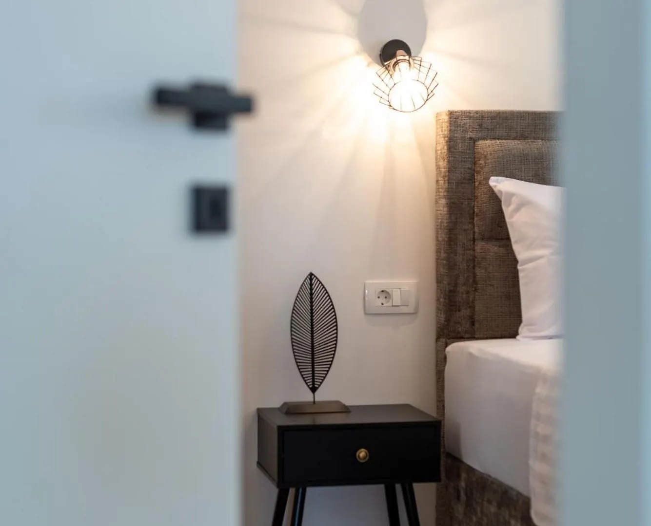 Apartment Terra - Comfort With Garden, Terrace & Parking, Just Minutes To Trogir Town & Beach